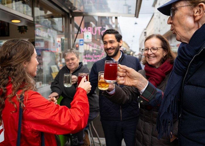 Food, Coffee & Market Walking Tour